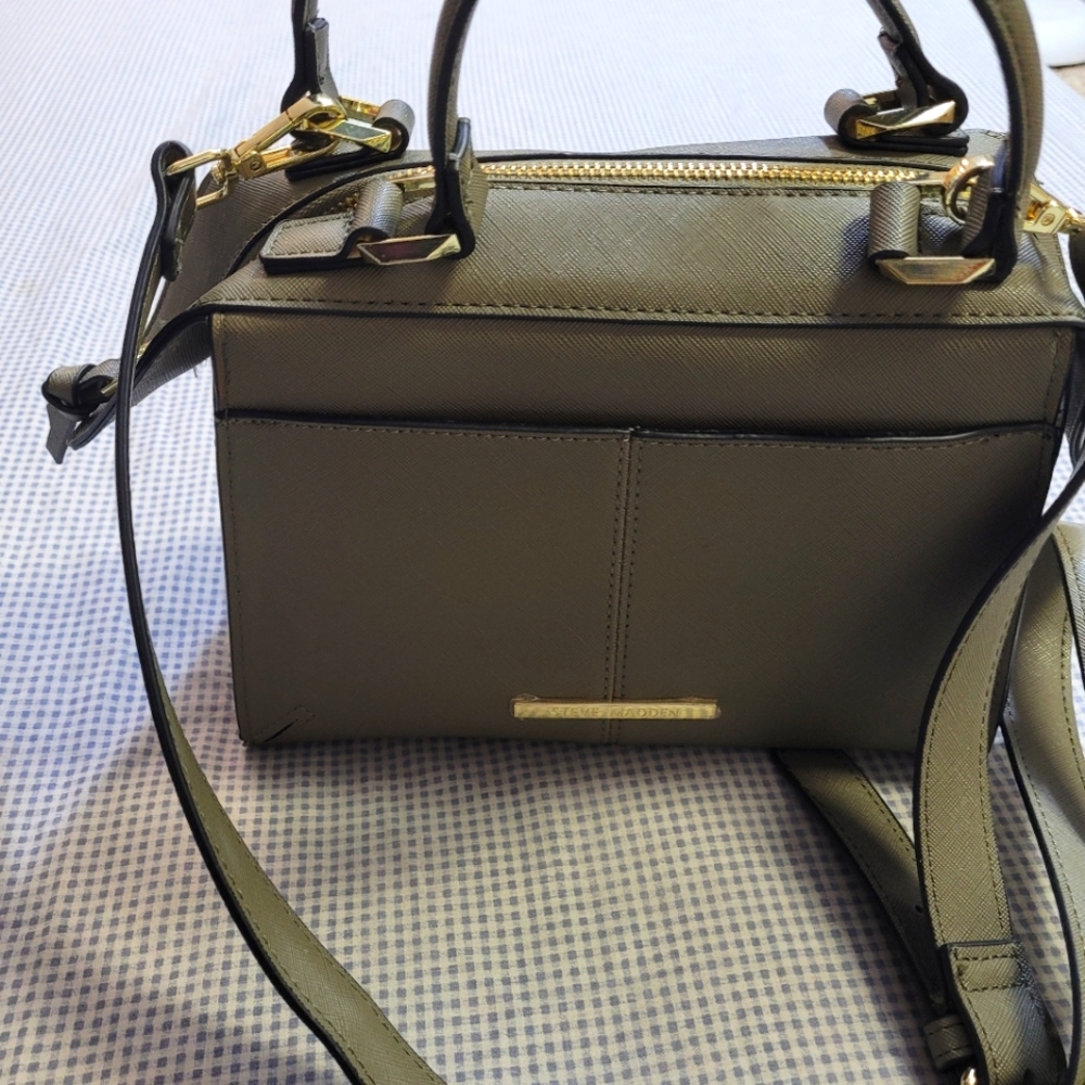 STEVE MADDEN Hunter Green Faux Leather Statchel